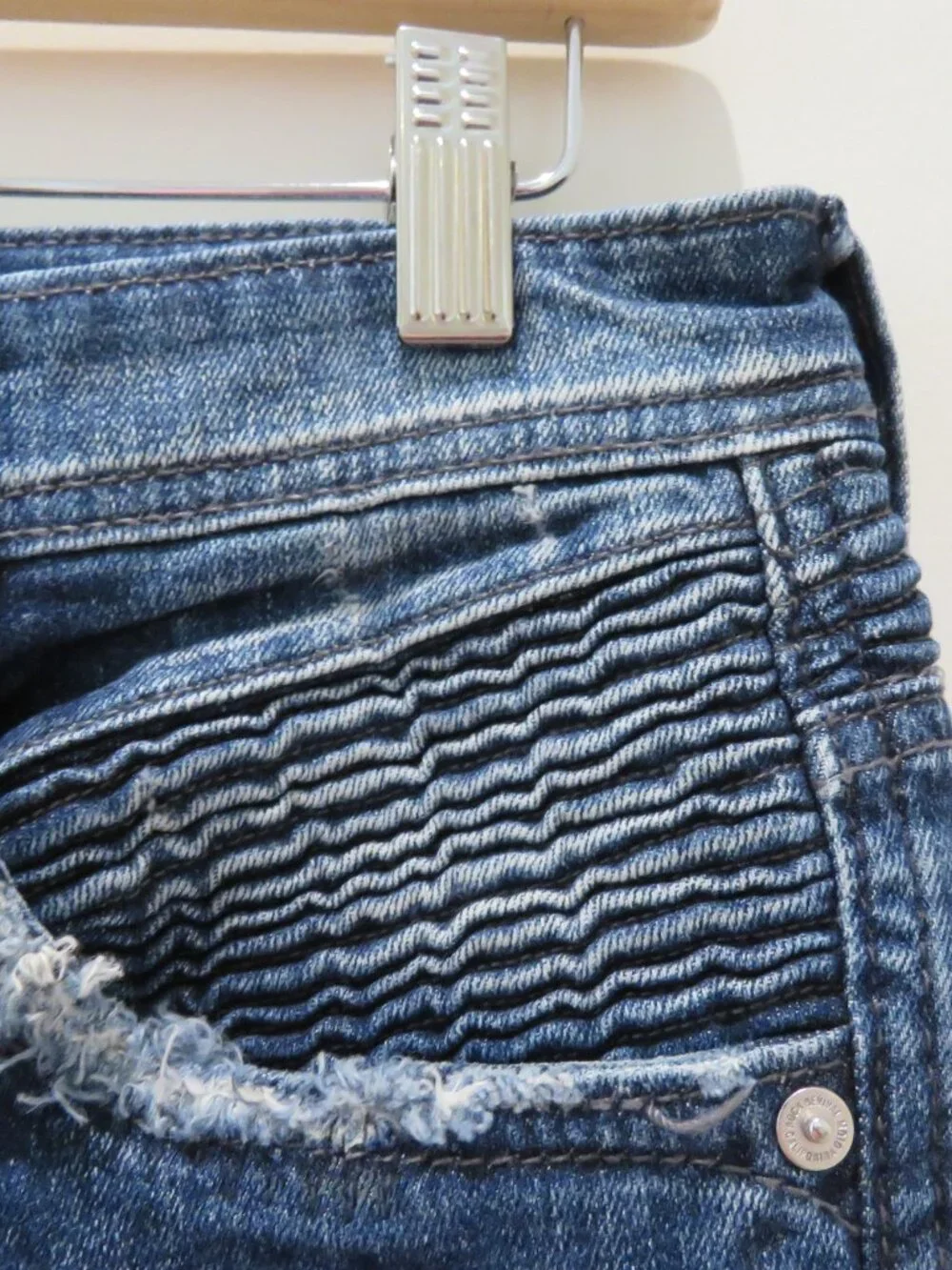 ROCK REVIVAL Daviday Moto Stretch Distressed Jeans Blue Denim Size 29 Western